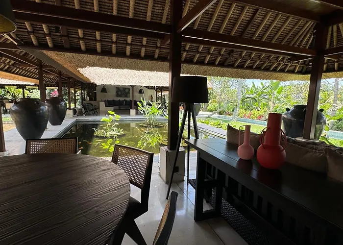 Villa Pantulan Bali Pagetan